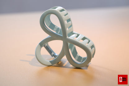 Glossy Infinite Loops Claw