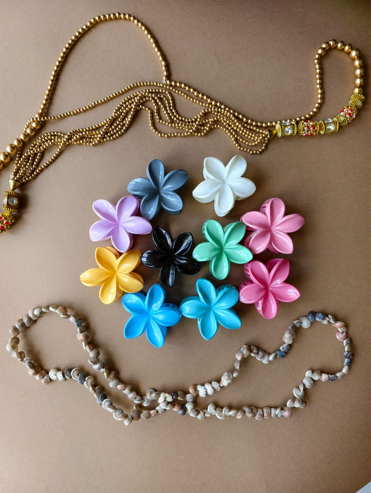 Glossy Medium Flower Hair Claw