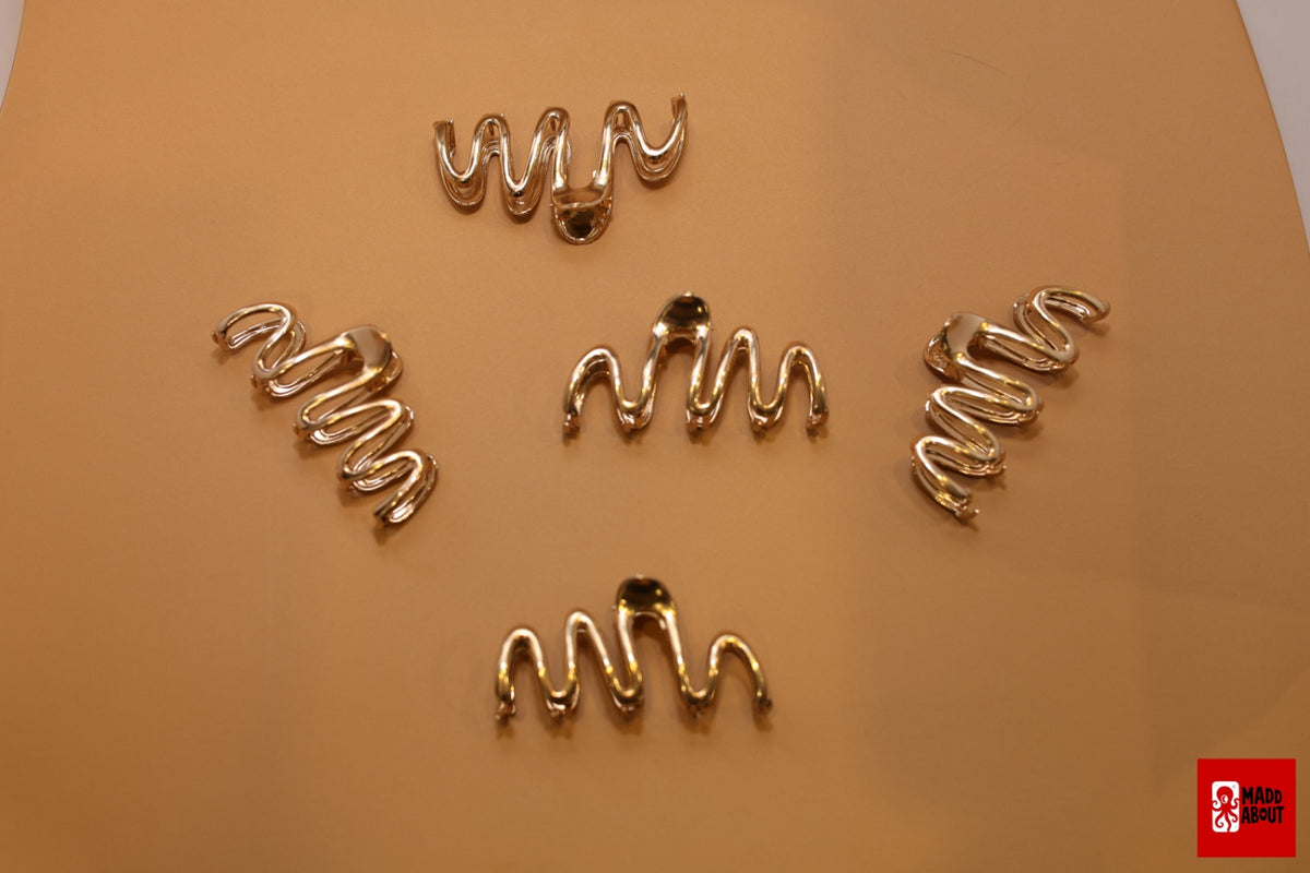 Golden Metallic Wave Hair Claw