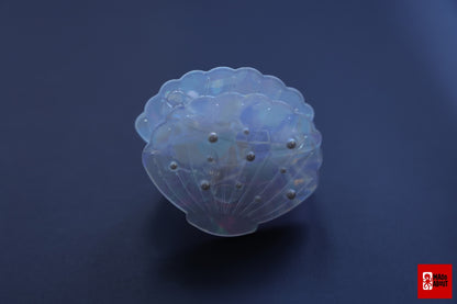 Pearl Shell Hair Claw