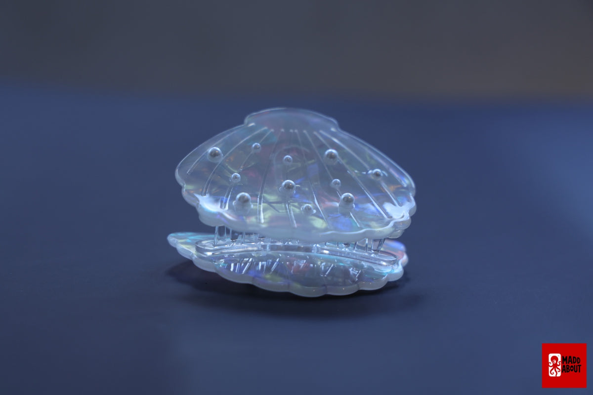 Pearl Shell Hair Claw
