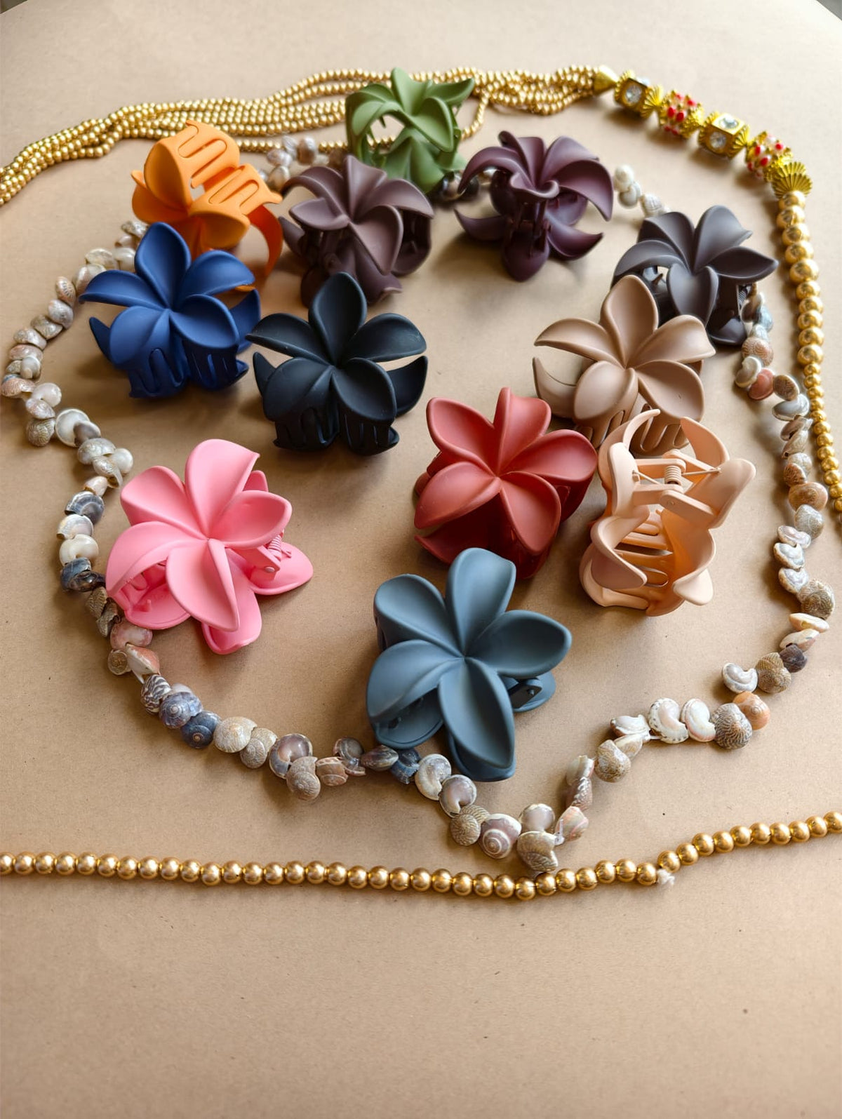 Matte Medium Flower Claw