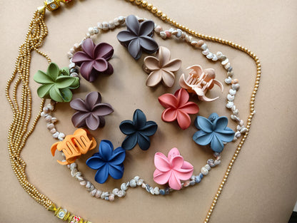 Matte Medium Flower Claw