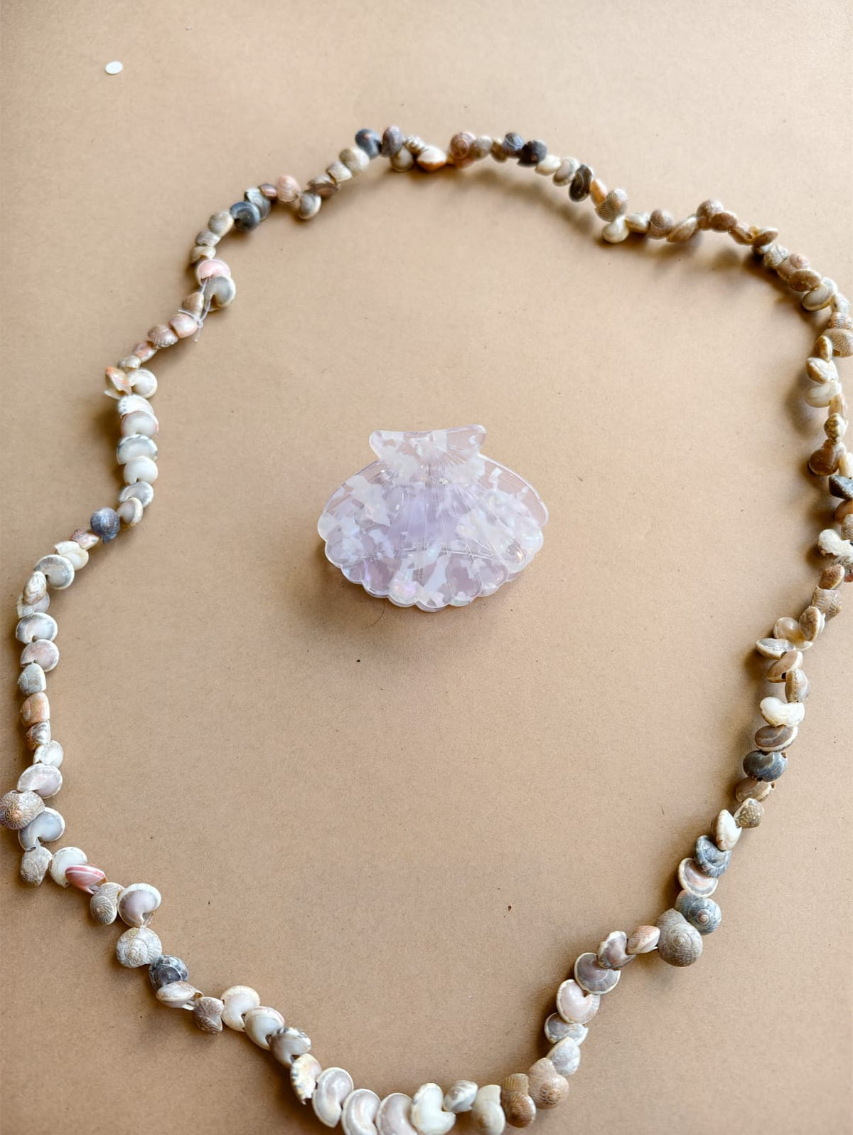 Pearl Shell Hair Claw