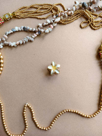 Metal flower mini claws