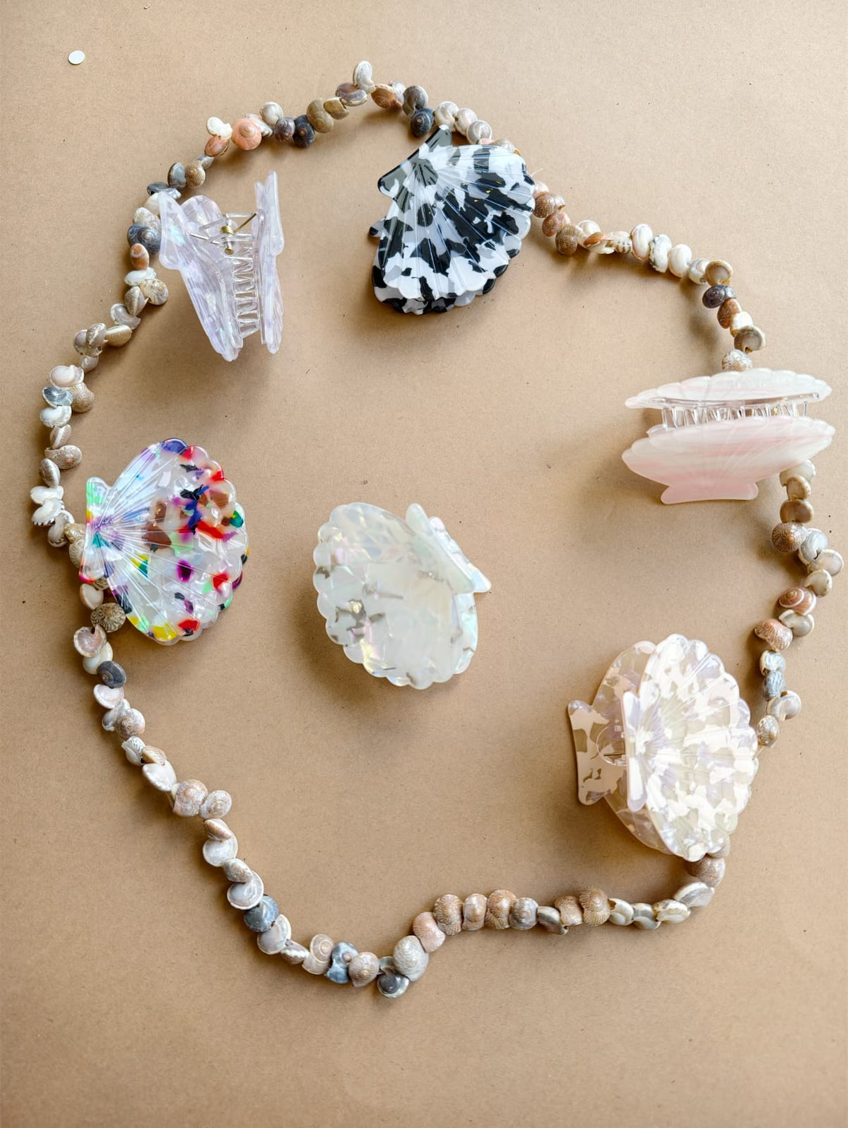 Pearl Shell Hair Claw