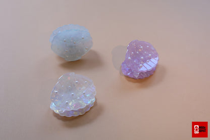 Pearl Shell Hair Claw