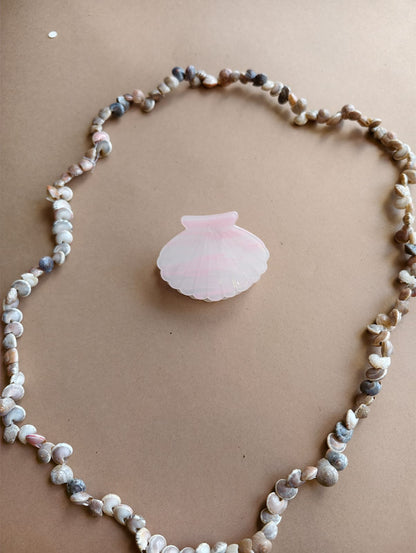 Pearl Shell Hair Claw