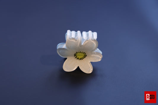 Daisy Hair Claw