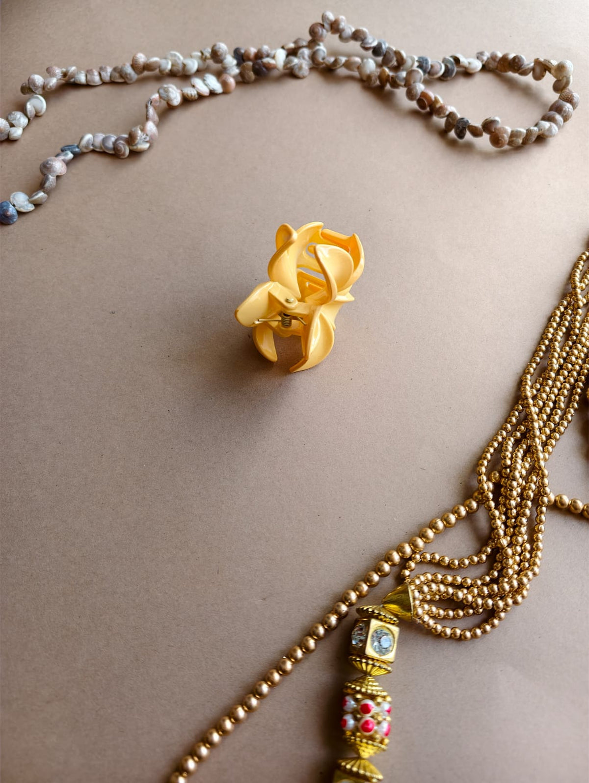 Glossy Medium Flower Hair Claw